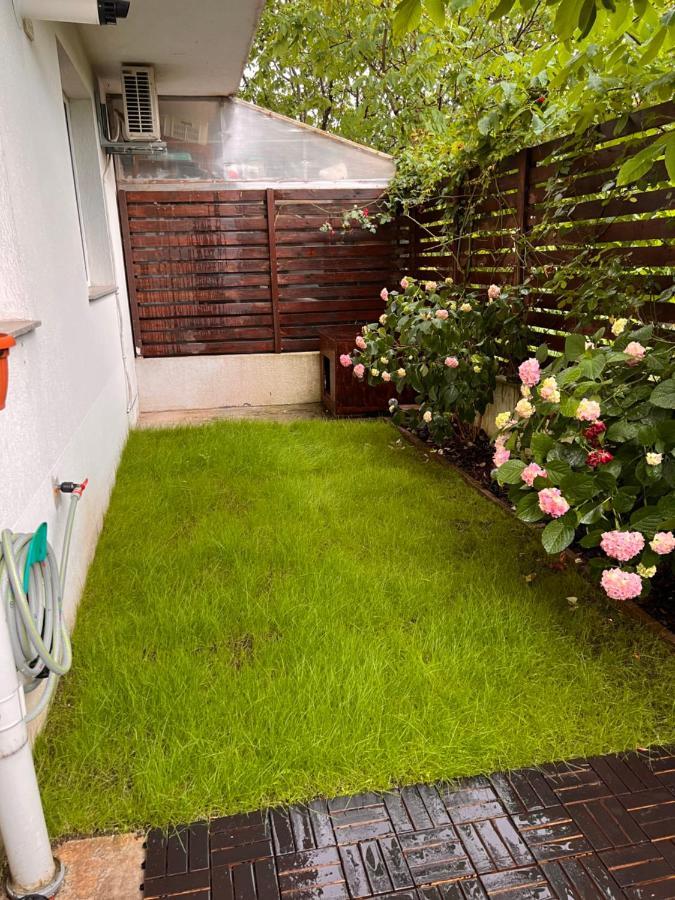 Marului Garden Residence บูคาเรสต์ ภายนอก รูปภาพ